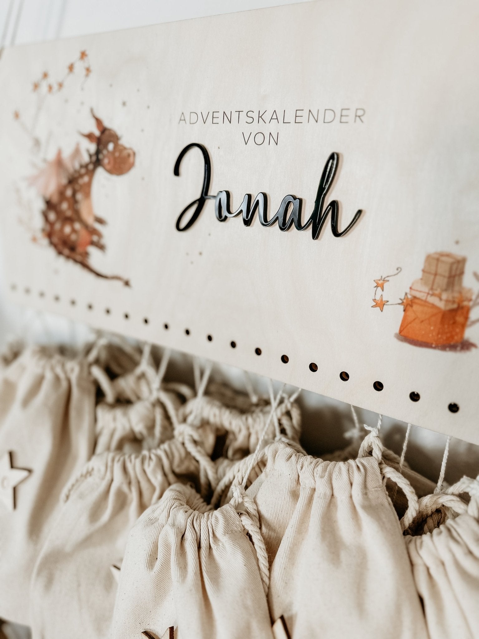 Beleuchteter Adventskalender Personalisiert "Drache" Aquarell, Adventskalender zum Befüllen, Weihnachtsgeschenke Kinder Geschenke für Kind - lyllevenn-store